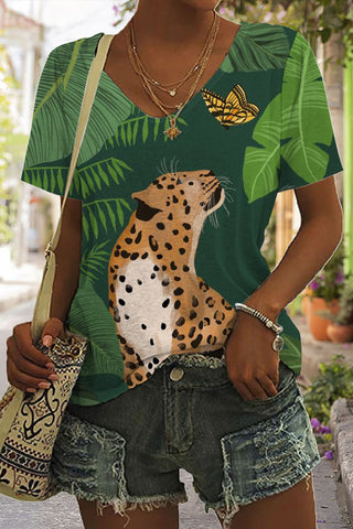 Jungle Cat Butterfly Print Tie-Dye V Neck T-shirt