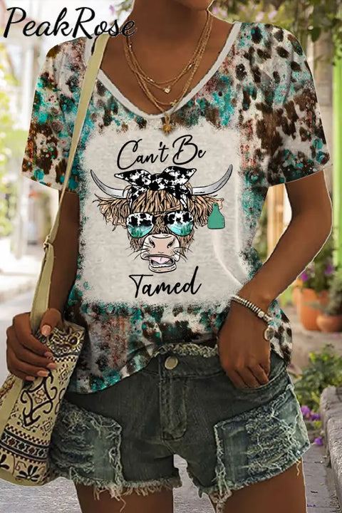 Can’t Be Tamed Heifer Highland Cow Turquoise Western Leopard Print V Neck T-Shirt T-Shirt