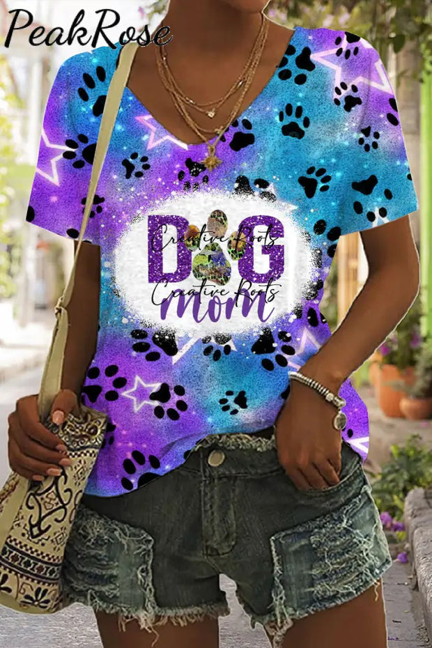 Cute Dog Paw Roaming The Milky Way Starry Sky Mom Print V Neck T-Shirt