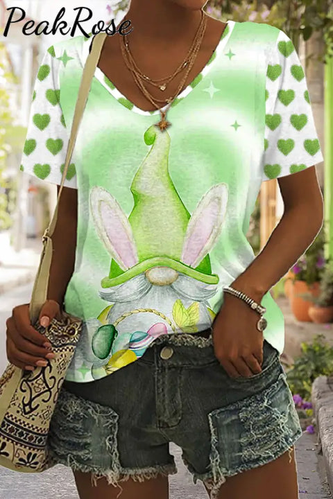 Easter Spring Green Love Gnomes And Eggs Printed V Neck T-Shirt T-Shirt