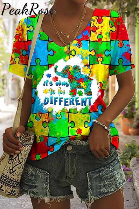 It’s Okay To Be Different Elephant Autism Awareness Print V-Neck T-Shirt T-Shirt