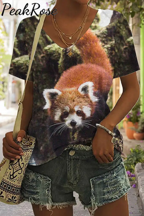 Red Pandas In The Forest Print Tie-Dye V Neck T-Shirt T-Shirt