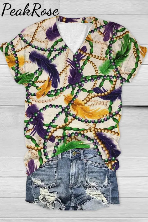 Retro Mardi Gras Feathers & Beads Print V Neck Short Sleeve T-Shirt