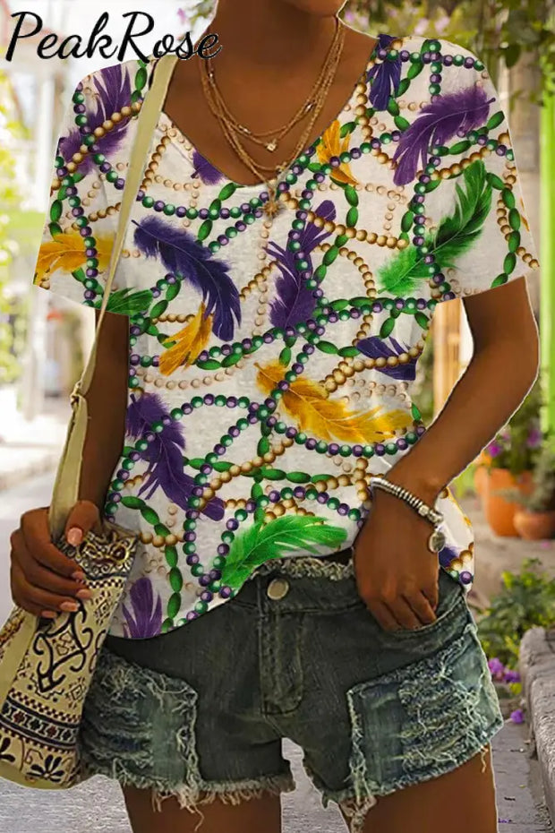 Retro Mardi Gras Feathers & Beads Print V Neck Short Sleeve T-Shirt