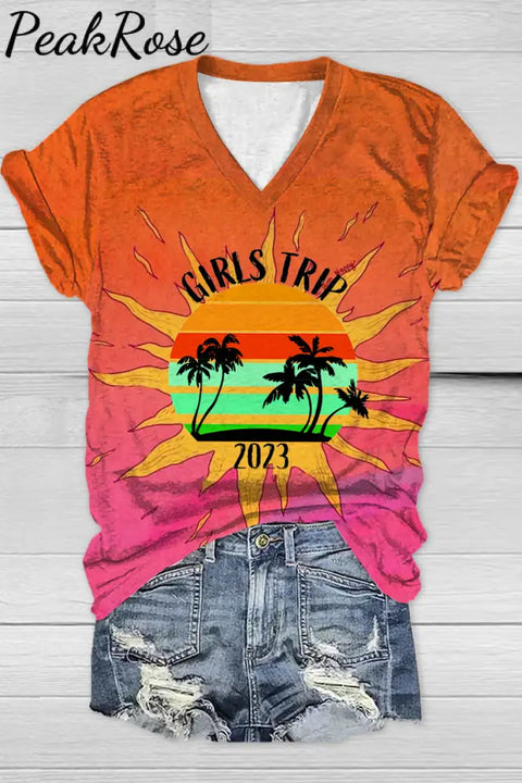 Vacation 2023 Palm Tree Summer Family Besties Holiday Girl Trip V Neck T-Shirt T-Shirt