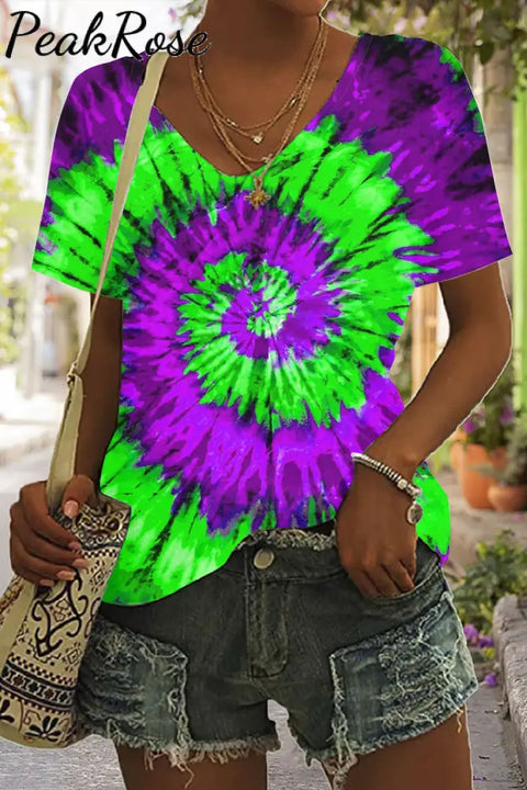 Vintage Mardi Gras Purple And Green Tie Dye Print V Neck T-Shirt T-Shirt