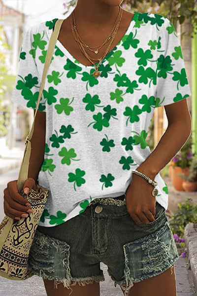 Casual Lucky Green Shamrocks Printed V-neck T-shirt