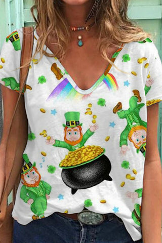 Cute Green Ireland Leprechauns Printed V-neck T-shirt
