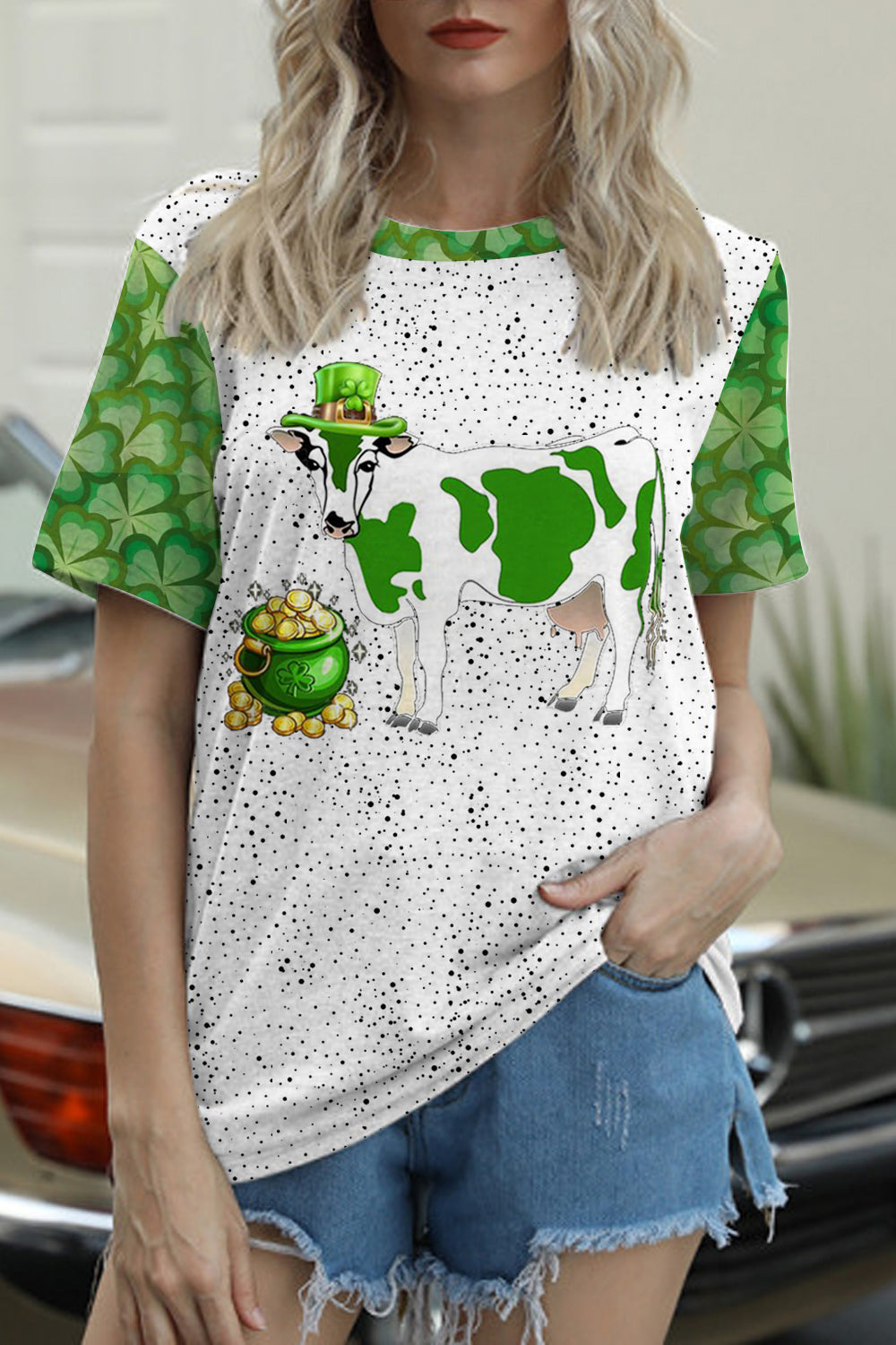 Casual Green Sheep Shamrocks Printed Round Neck Short Sleeve T-shirt