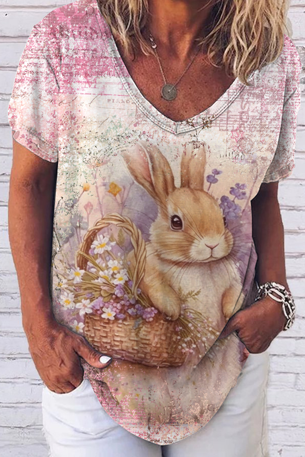 Vintage Painting Poster Easter Bunny Painting Fold V-neck Loose T-Shirt