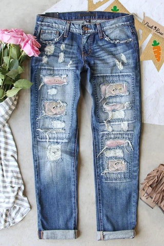 3D Vintage Pink Easter Bunny With Wreath Earring Printed Ripped Denim Jeans