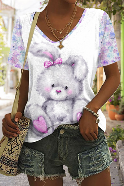 Lovely Easter Bunny and Pink Purple Flowers V Neck T-shirt