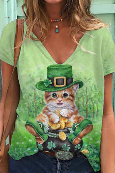St. Patrick's Day Toland Home Garden Clover Kitty Print V Neck T-Shirt