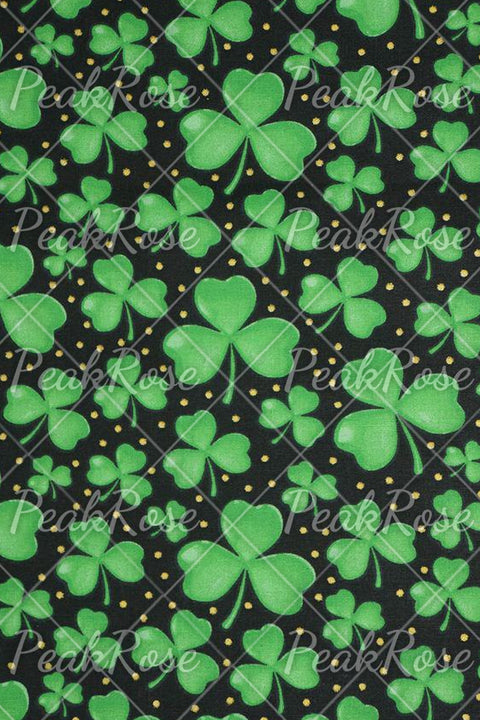 Casual Lucky Green Shamrocks Printed V-neck T-shirt