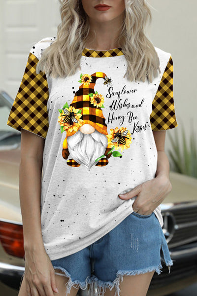 Western Gnome With Bees And Sunflowers Plaid Print T-Shirt