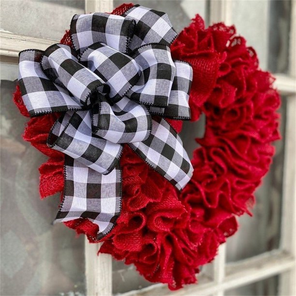 "I LOVE YOU"-Burlap Valentine's Day Wreath