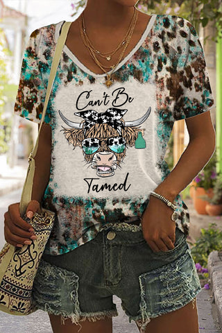 Can't Be Tamed Heifer Highland Cow Turquoise Western Leopard Print V Neck T-shirt