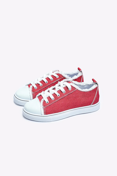 Rote flache Schuhe Segeltuchturnschuhe