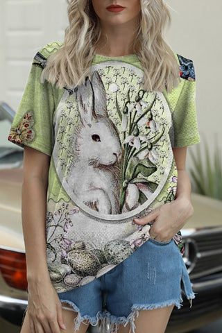 Retro Oil Painting Style Egg Bunny Frame O Neck T-shirt