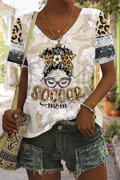 SOCCER Mom Fashion Girl Head Portrait Leopard Print Black & White Ink Painting V-neck T-shirt