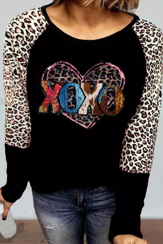Leopard XOXO Round Neck Sweatshirt