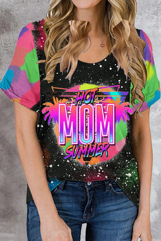 Buntes T-Shirt des heißen Mutter-Sommers